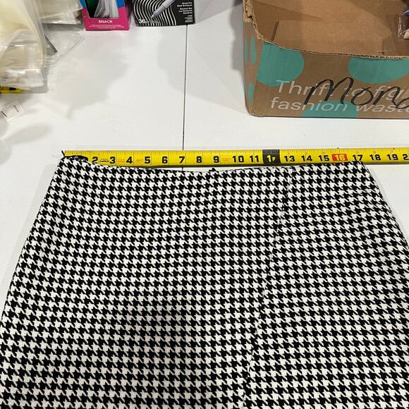 H&M Wool Blend Houndstooth Straight Mini Skirt Black/White Checkered Womens 12 - Picture 6 of 7